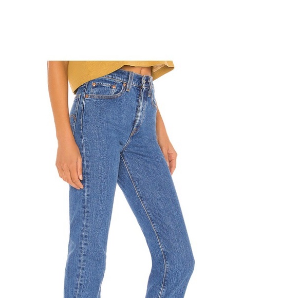 ❤️Levi’s Wedgie Straight Jeans 🎉LOWEST PRICE! - Picture 3 of 9